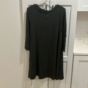 NWT Lou & Grey Women’s Dark Gray Neutral Rayon Comfy Long Sleeve Midi Dress